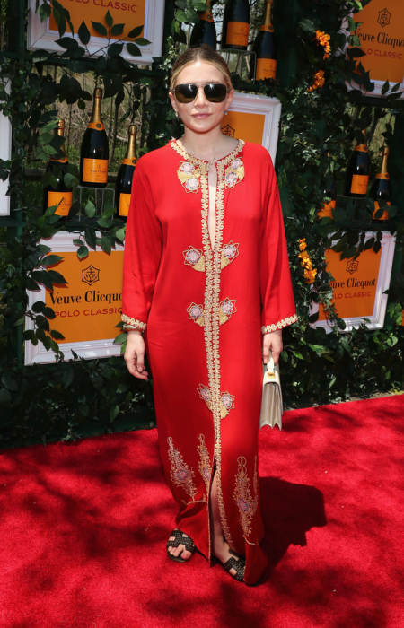 Ashley-Olsen-Sari-Veuve-Clicquot-Polo